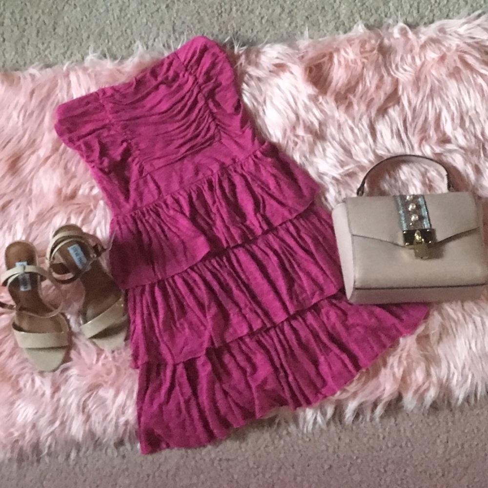 Short ruffled dark pink strapless dress